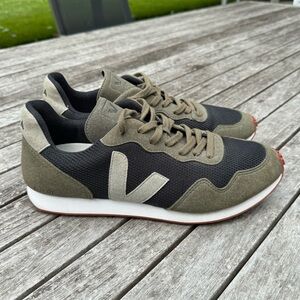 VEJA sneakers Men’s 11